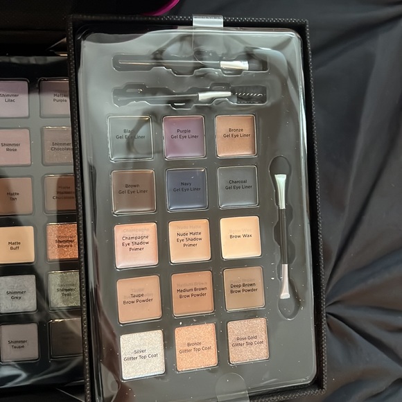 Ulta beauty 76 piece collection makeup NWT not used brand new sealed - Picture 4 of 7